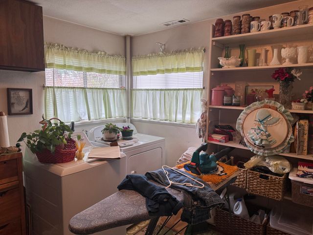 225 SW Westholm Avenue, Grants Pass, OR 97526