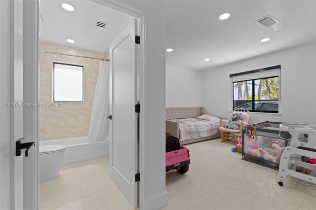 4014 SW 144th Pl, Miami, FL 33175