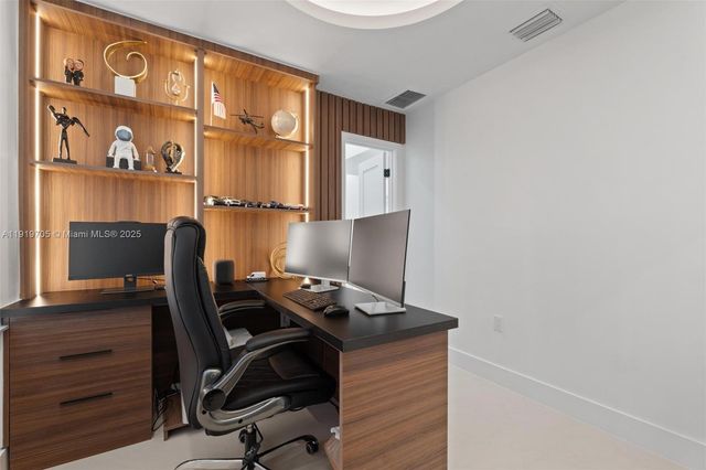 4014 SW 144th Pl, Miami, FL 33175