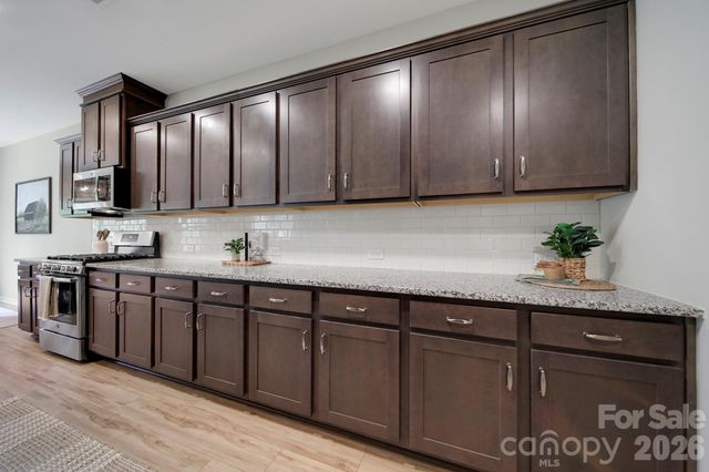 637 Amber Meadows Way, Tega Cay, SC 29708