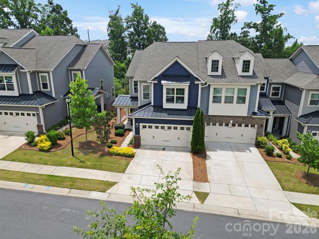 637 Amber Meadows Way, Tega Cay, SC 29708