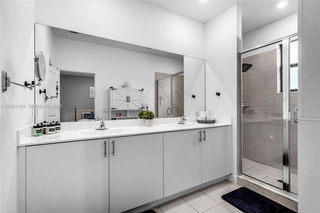 278 SW 159th Place, Pembroke Pines, FL 33027