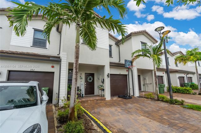 278 SW 159th Place, Pembroke Pines, FL 33027