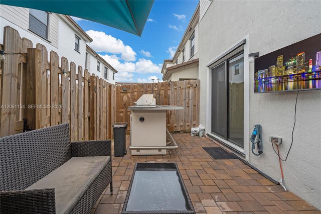 278 SW 159th Place, Pembroke Pines, FL 33027