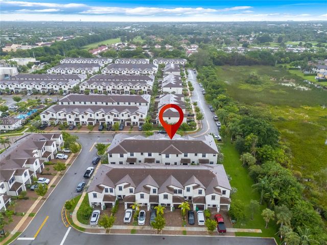 278 SW 159th Place, Pembroke Pines, FL 33027