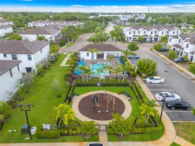 278 SW 159th Place, Pembroke Pines, FL 33027