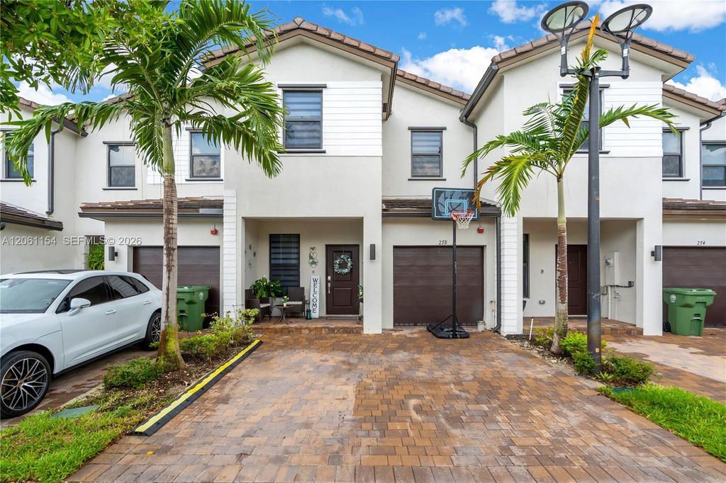 278 SW 159th Place, Pembroke Pines, FL 33027