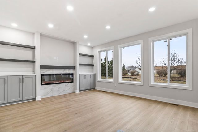 45573 Gable Drive, Macomb, MI 48088