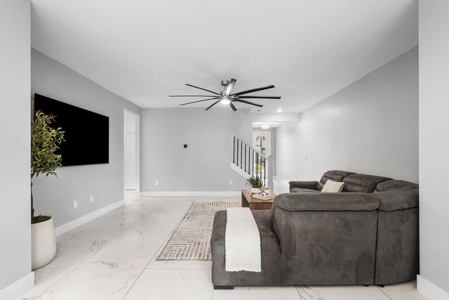 4455 E Aqua Bella Lane, Dania Beach, FL 33312