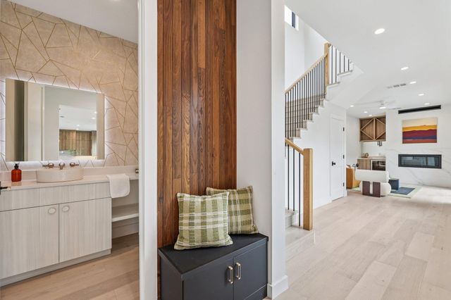 1805 Frazier Ave, Austin, TX 78704