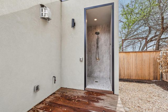 1805 Frazier Ave, Austin, TX 78704