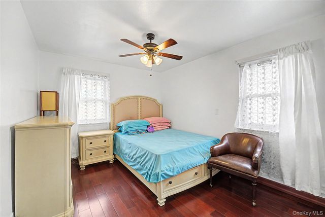 262-27 57th Avenue, Little Neck, NY 11362