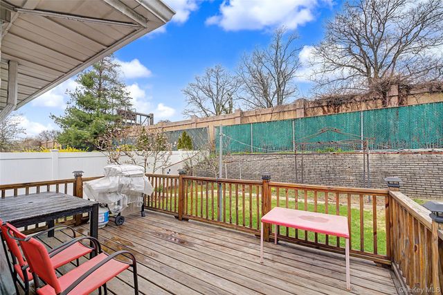 262-27 57th Avenue, Little Neck, NY 11362