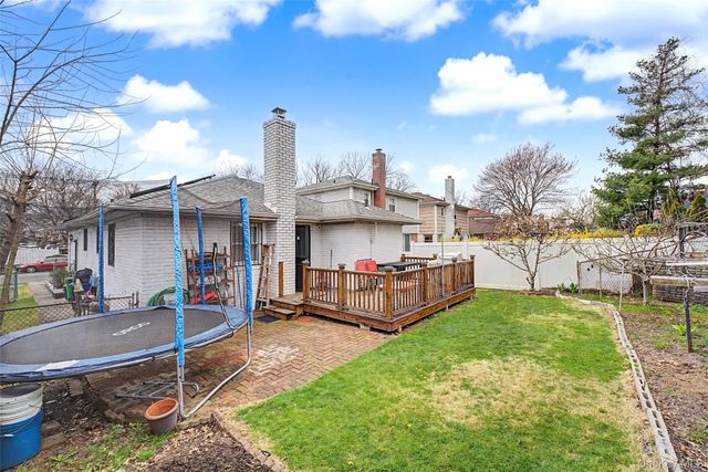 262-27 57th Avenue, Little Neck, NY 11362