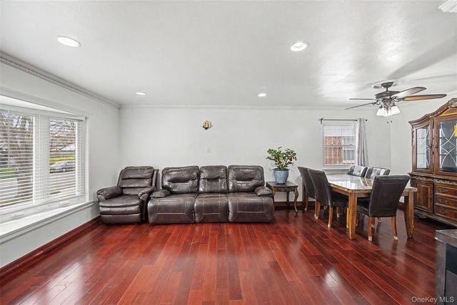 262-27 57th Avenue, Little Neck, NY 11362