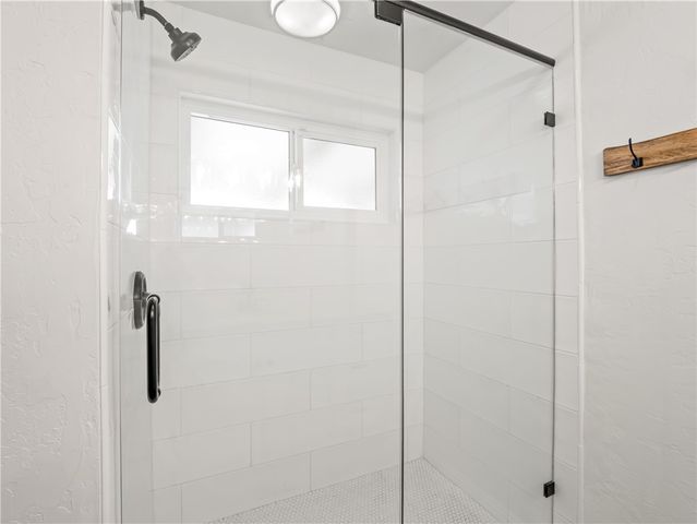 9321 E Bullard, Clovis, CA 93619