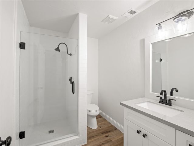 9321 E Bullard, Clovis, CA 93619