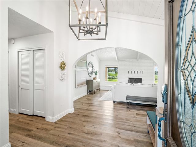 9321 E Bullard, Clovis, CA 93619