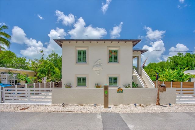 129 Pirates Dr, Key Largo, FL 33037