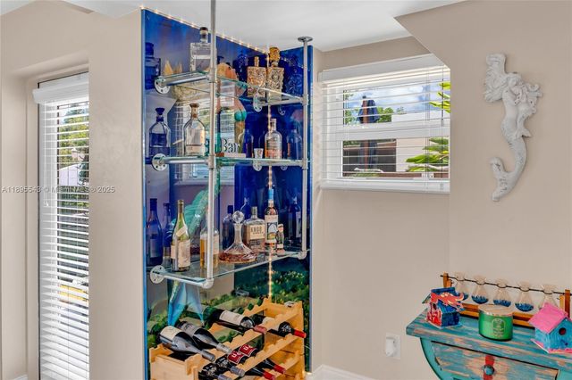 129 Pirates Dr, Key Largo, FL 33037