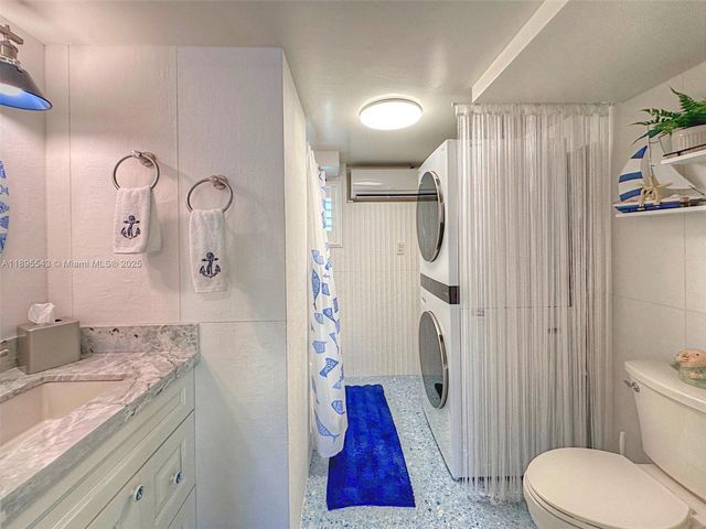 129 Pirates Dr, Key Largo, FL 33037