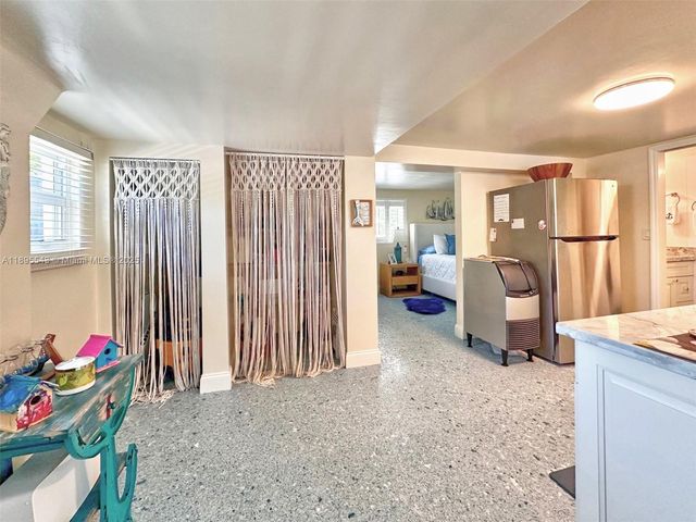 129 Pirates Dr, Key Largo, FL 33037