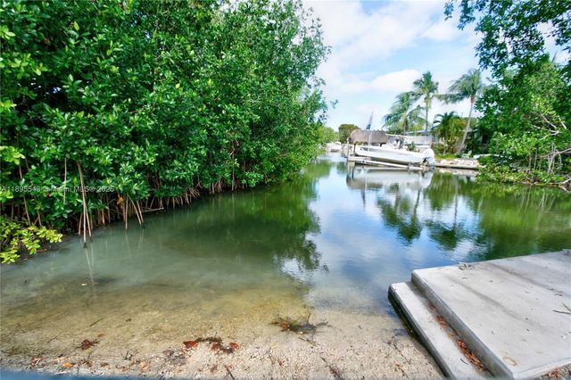 129 Pirates Dr, Key Largo, FL 33037