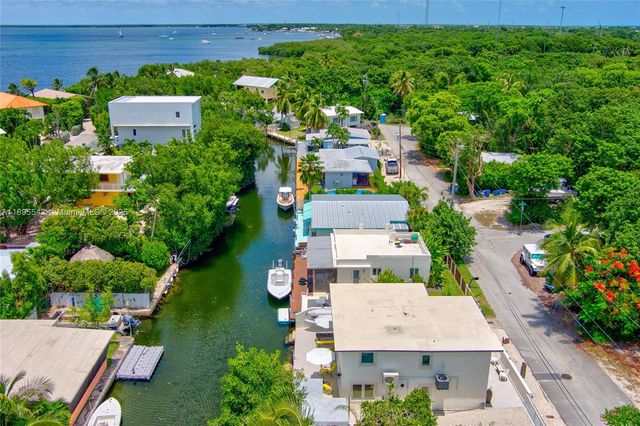 129 Pirates Dr, Key Largo, FL 33037