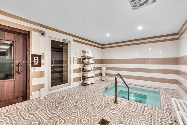 10101 Collins Ave 11D + cabana, Bal Harbour, FL 33154