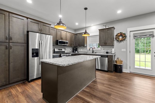 4238 Old Manchester Hwy, Tullahoma, TN 37388