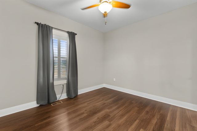 4238 Old Manchester Hwy, Tullahoma, TN 37388
