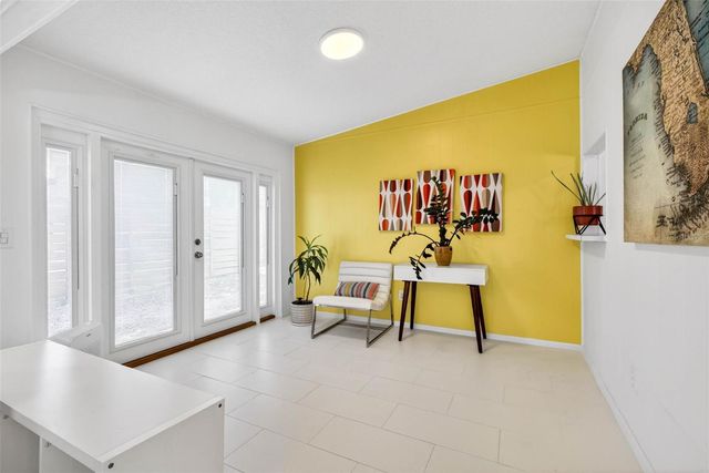 515 BROXBURN AVENUE, Temple Terrace, FL 33617