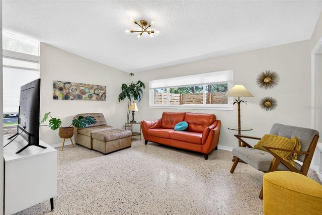 515 BROXBURN AVENUE, Temple Terrace, FL 33617