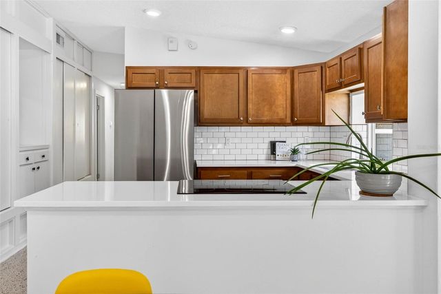 515 BROXBURN AVENUE, Temple Terrace, FL 33617