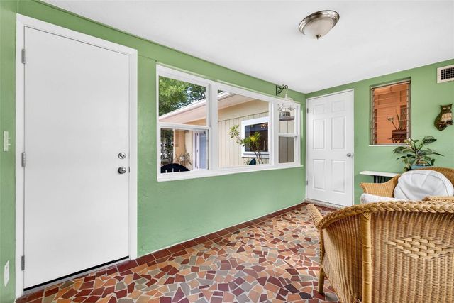 515 BROXBURN AVENUE, Temple Terrace, FL 33617