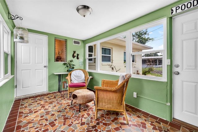 515 BROXBURN AVENUE, Temple Terrace, FL 33617