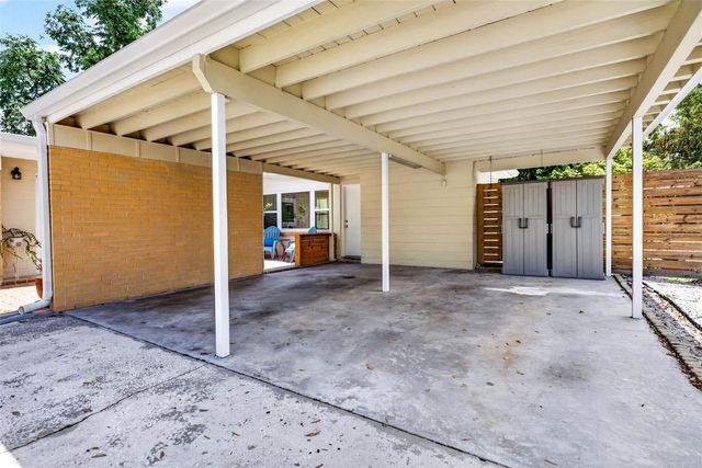 515 BROXBURN AVENUE, Temple Terrace, FL 33617