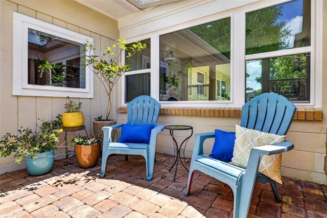 515 BROXBURN AVENUE, Temple Terrace, FL 33617