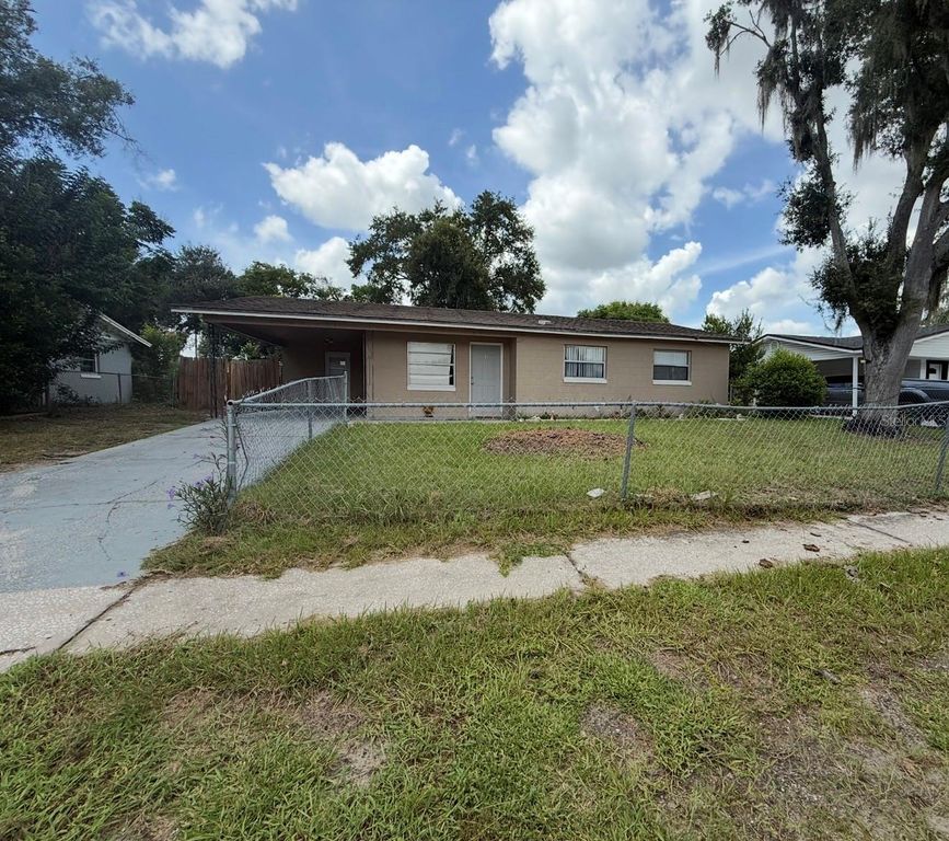 601 CLAYTON CIRCLE, Winter Haven, FL 33880