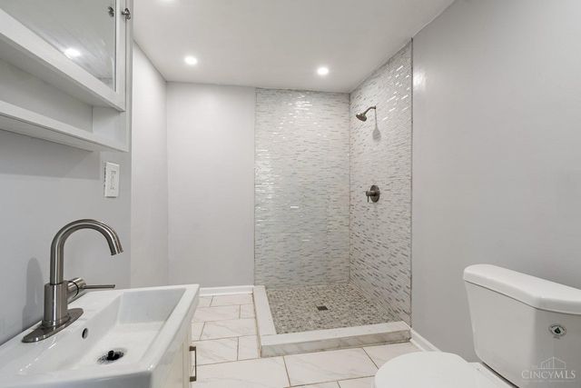 4118 Chambers Street, Cincinnati, OH 45223