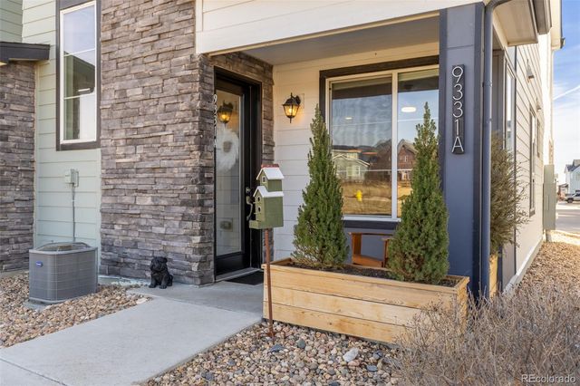 9331 Garnett Way A, Arvada, CO 80007
