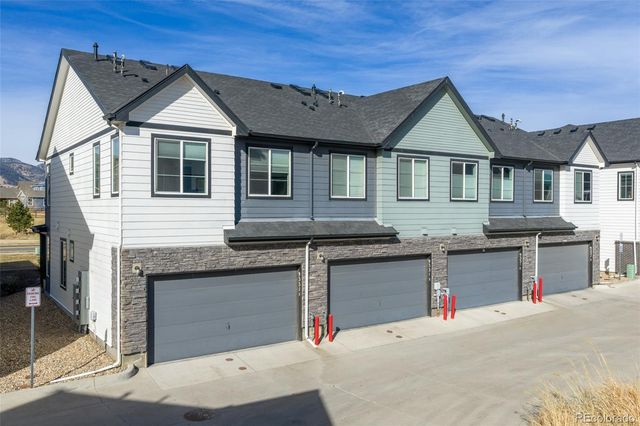 9331 Garnett Way A, Arvada, CO 80007