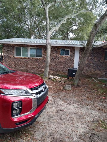 1324 Blueberry Lane, Fort Walton Beach, FL 32547