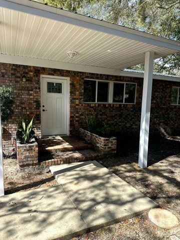 1324 Blueberry Lane, Fort Walton Beach, FL 32547