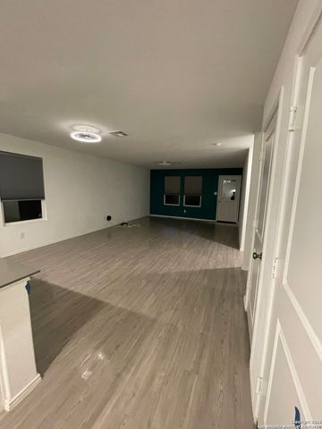 31885 Cherry Island, Bulverde, TX 78163