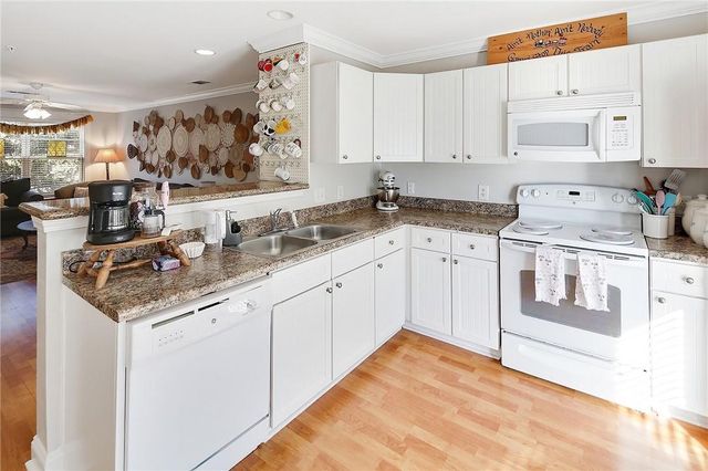 1725 Harvey Mitchell Parkway S 1731, College Station, TX 77840