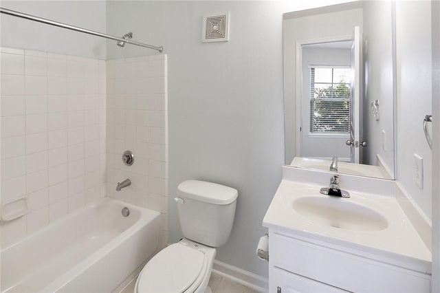 1725 Harvey Mitchell Parkway S 1731, College Station, TX 77840