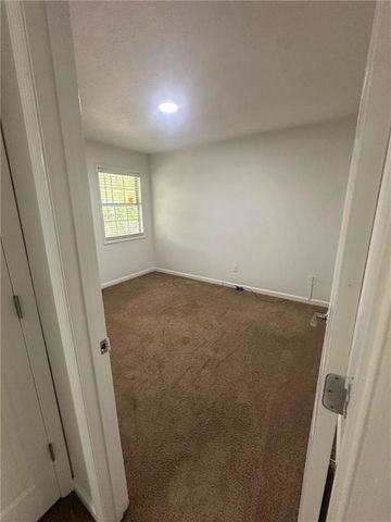 4931 Sugar Creek Drive, Sugar Hill, GA 30518