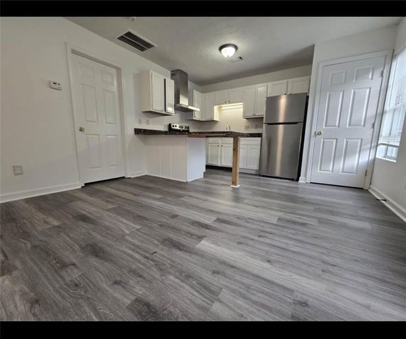 4931 Sugar Creek Drive, Sugar Hill, GA 30518