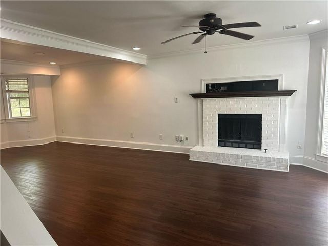 4931 Sugar Creek Drive, Sugar Hill, GA 30518